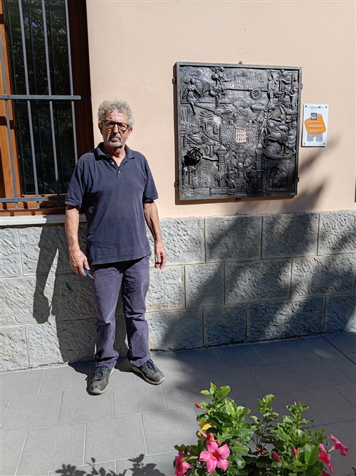 Dono al Comune di una scultura di CAPELLO REMO